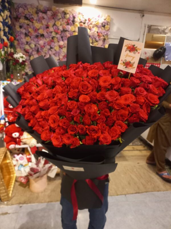 Red Rose Love Bouquet