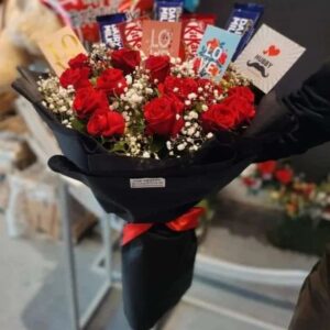 Red Rosses Chocolate Bouquet