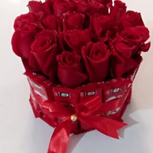 Red Rose With KitKat