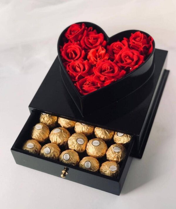 Valentine Infinite Gift Hamper