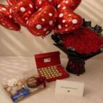 A grand celebration combo designed to express gifts Lahore seamlessly.